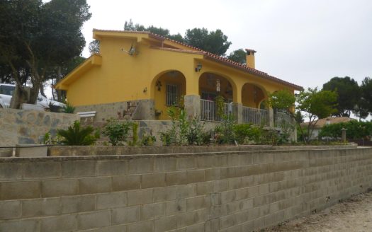 Villa for sale in Ontinyent